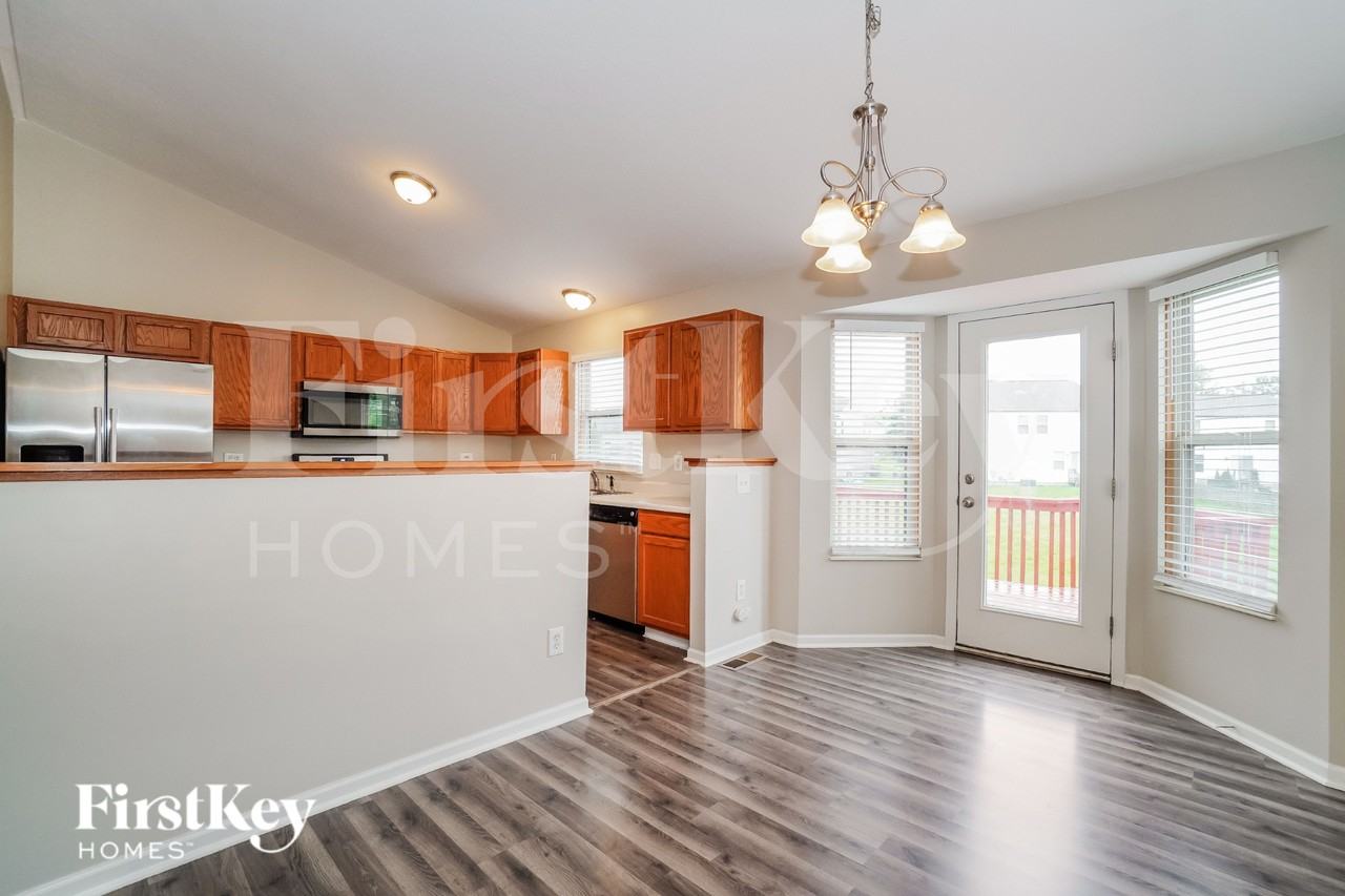 764 Sauter Ln - Photo 6 of 16