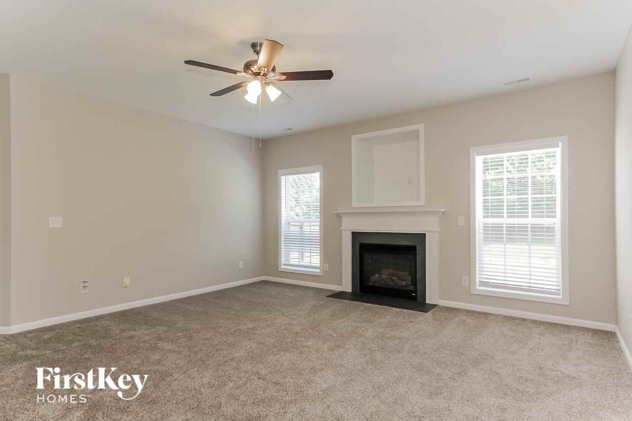11912 Erwin Ridge Ave - Photo 4 of 14