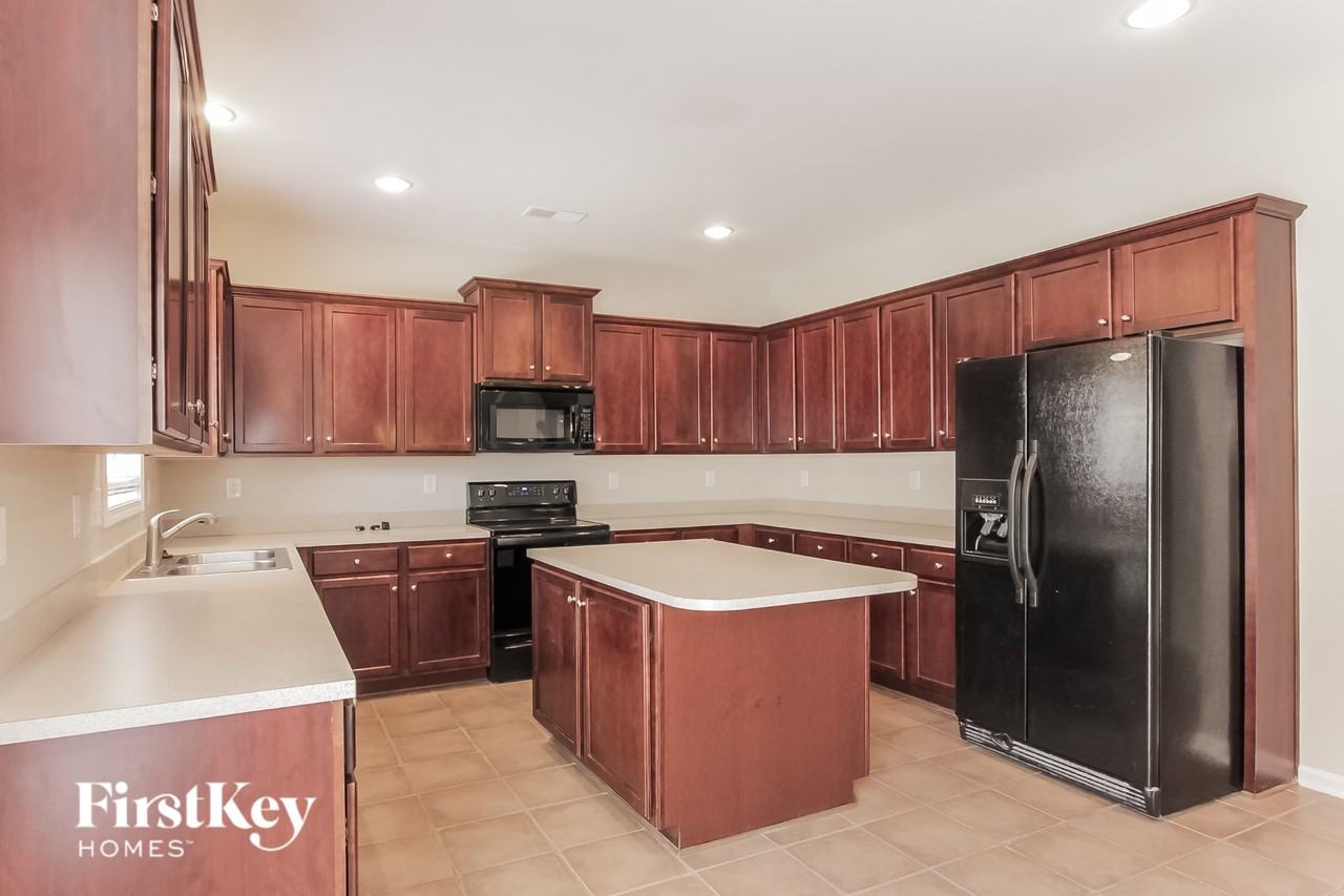 11912 Erwin Ridge Ave - Photo 6 of 14