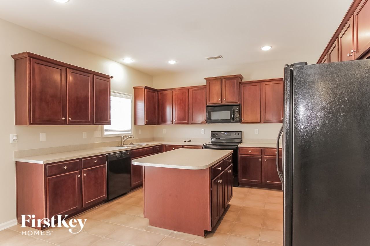 11912 Erwin Ridge Ave - Photo 7 of 14