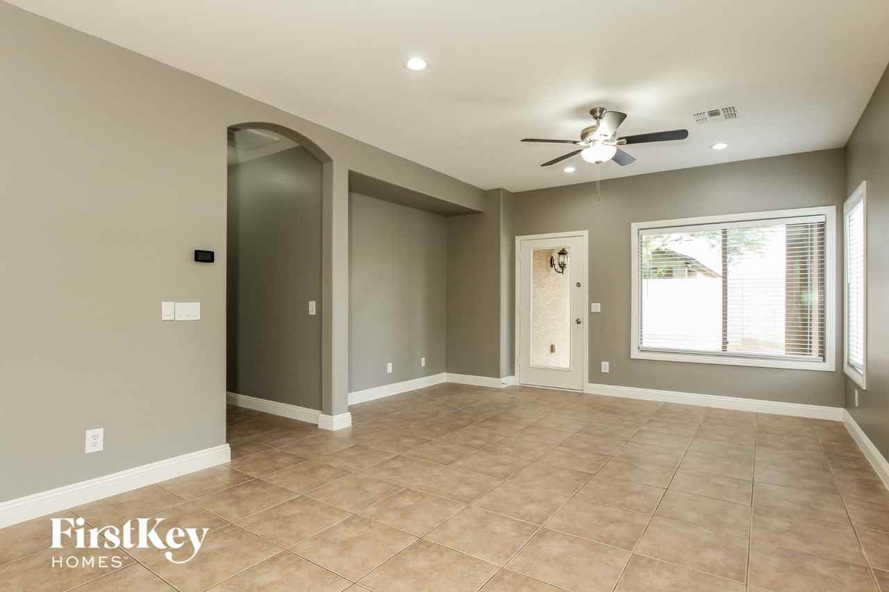 14642 W Gelding Dr - Photo 6 of 15