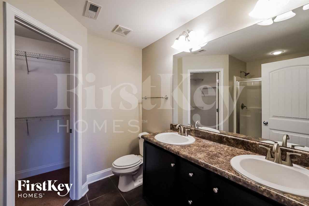 855 Clover Ave - Photo 7 of 15