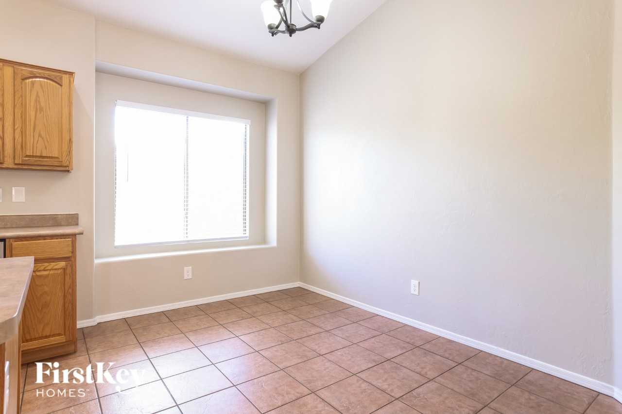 4248 W Diamond Butte Ct - Photo 6 of 15