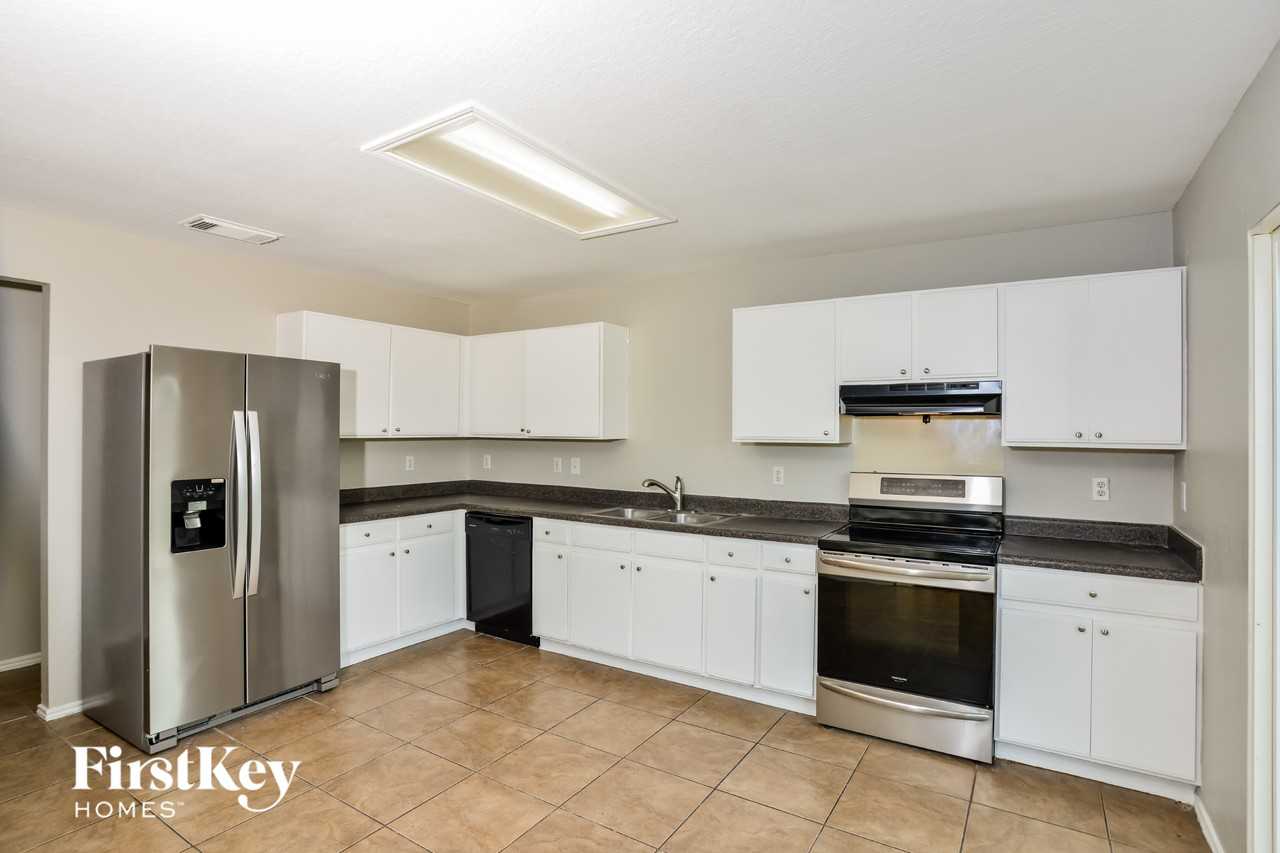 6515 Highland Grass - Photo 5 of 15