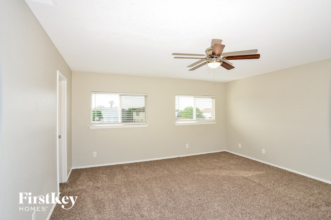 6515 Highland Grass - Photo 7 of 15