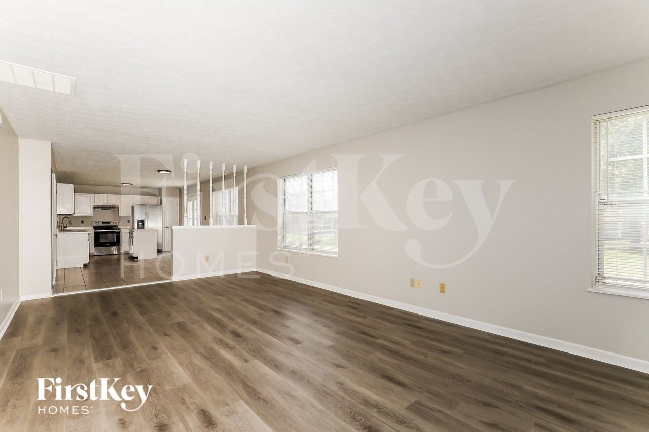 4405 Cardamon Ct - Photo 4 of 19