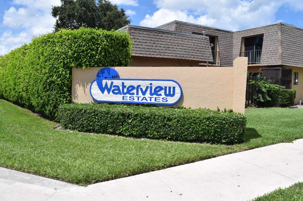 3703 Waterview Cir - Photo 3 of 21