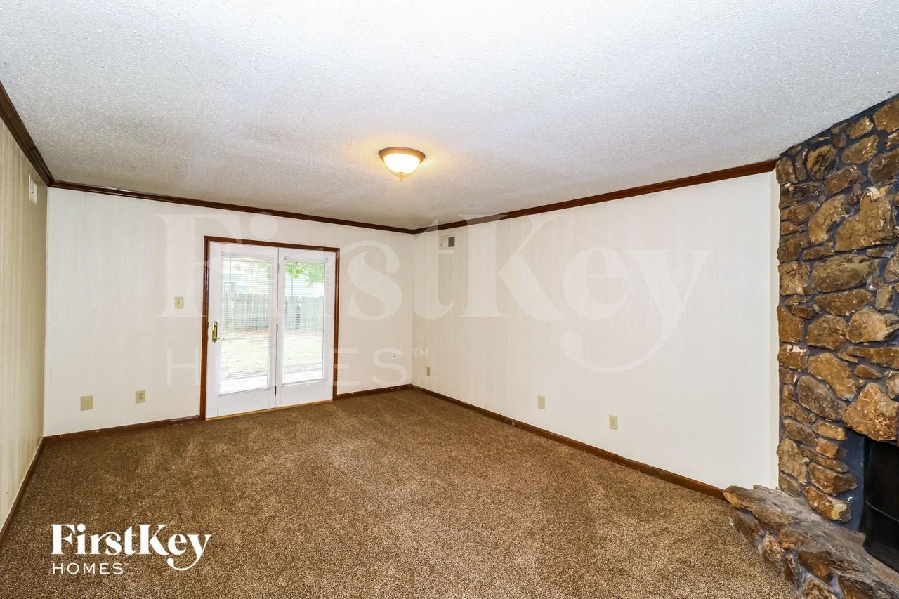 3577 Old Brownsville Rd - Photo 3 of 15