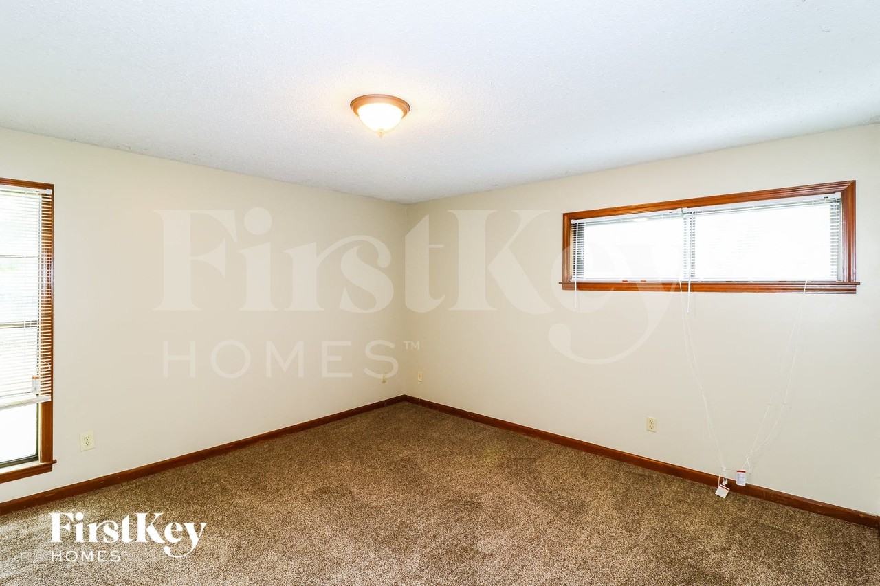 3577 Old Brownsville Rd - Photo 7 of 15
