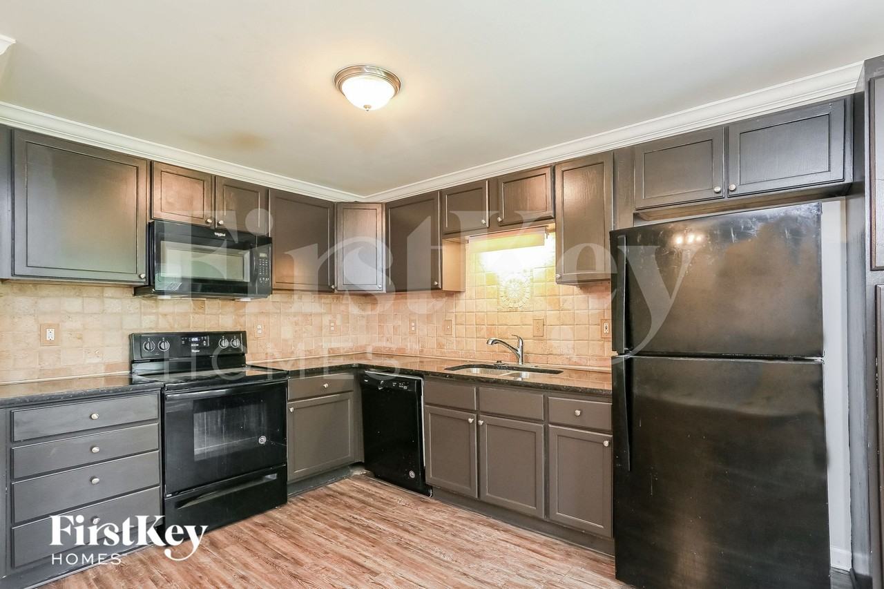 2796 Water Valley Rd - Photo 6 of 15
