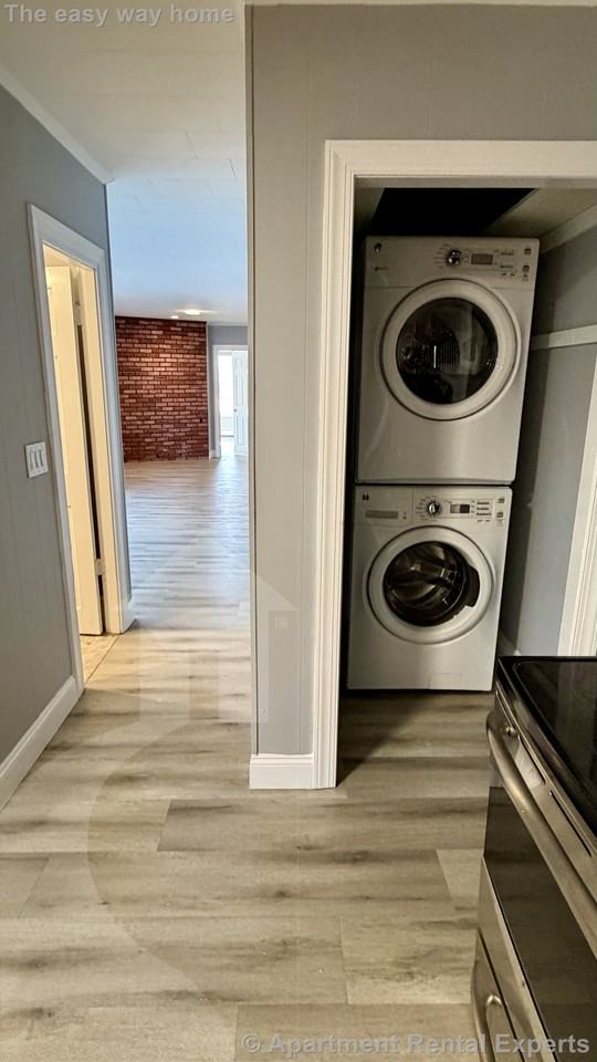 35 School St #4 - Photo 4 of 13