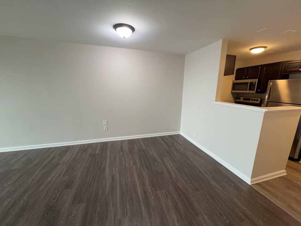 2600 Bushnell St Apt 24 - Photo 5 of 24