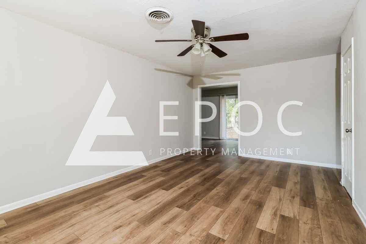 1713 Greenwood Ave - Photo 7 of 15