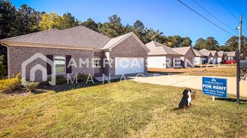 featured image of 361 White Oak Cir