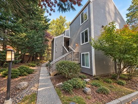 4643 Lakeview Blvd - Photo 1 of 1