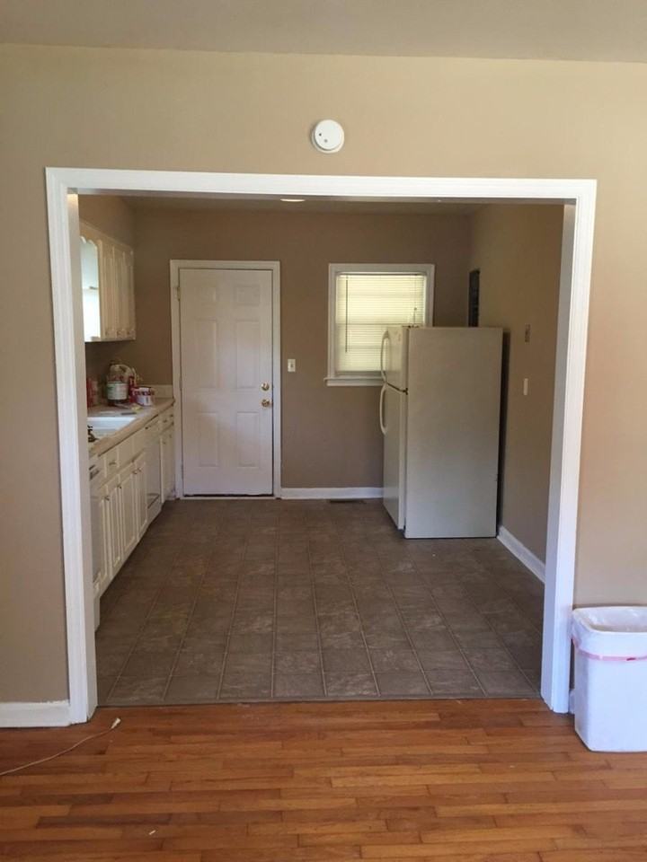3105 12th Ave - Photo 2 of 6