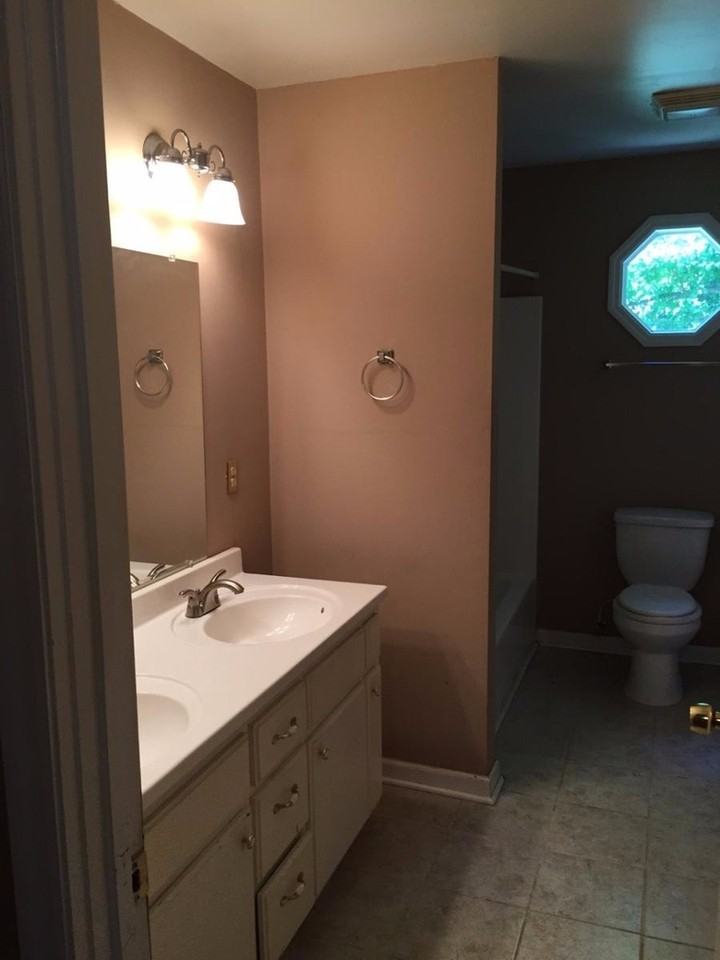 3105 12th Ave - Photo 3 of 6