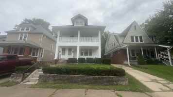 featured image of 1439 Vassar Dr