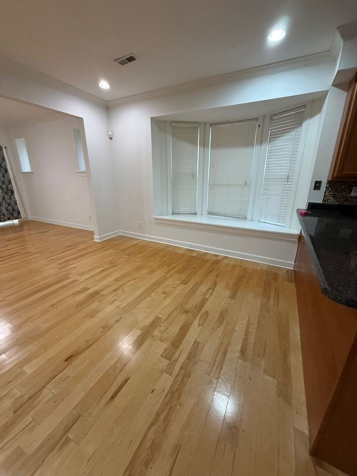 4372 W Pine Blvd - Photo 7 of 18