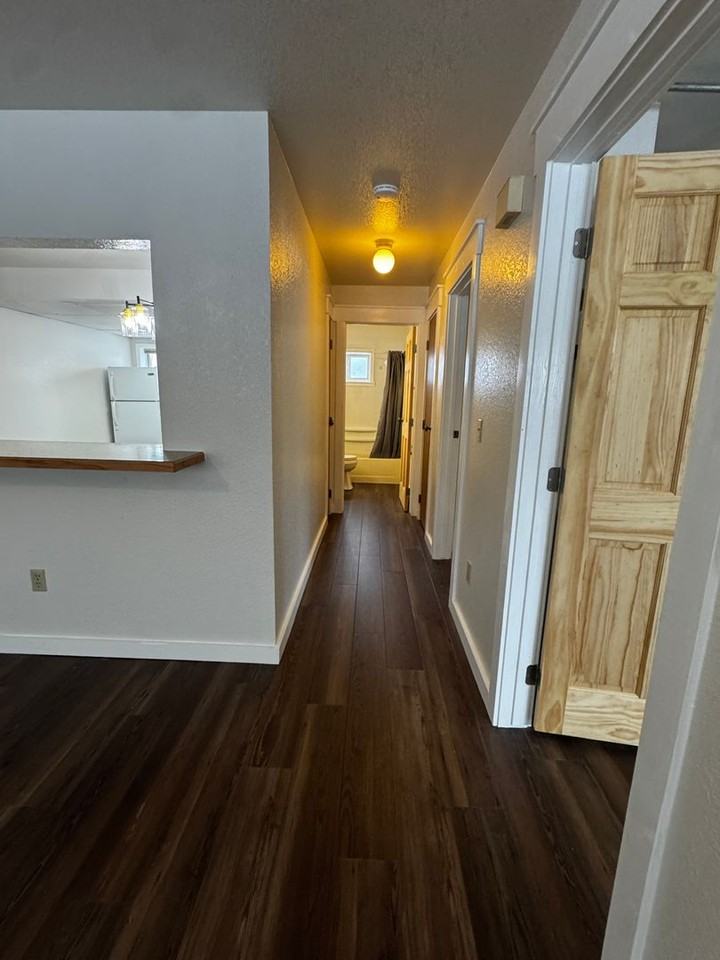 918 28th Ave - Photo 2 of 12