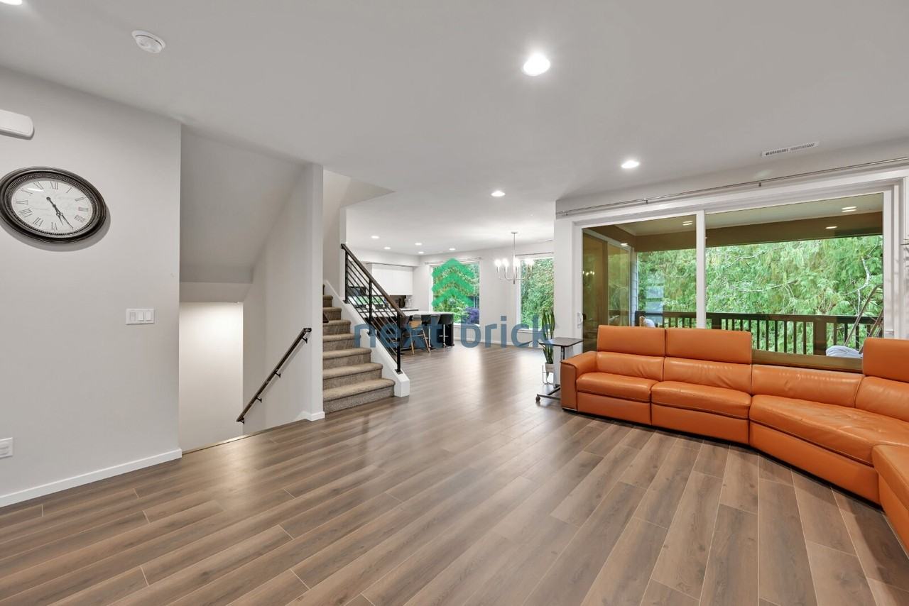1804 108th Dr Se - Photo 5 of 26