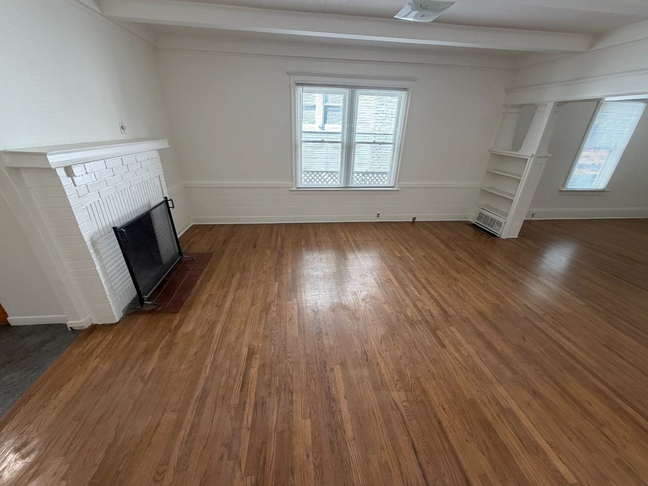 109 S 16th St - Photo 6 of 18