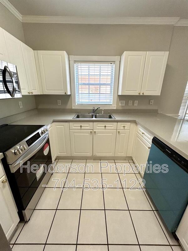 9050 Meadow Vista Rd - Photo 3 of 15