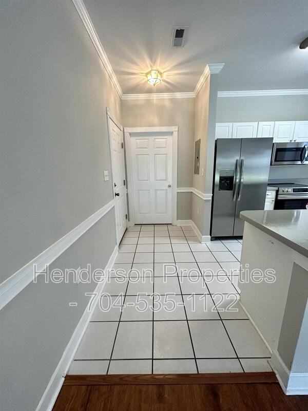 9050 Meadow Vista Rd - Photo 4 of 15