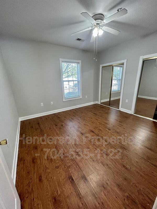 9050 Meadow Vista Rd - Photo 5 of 15