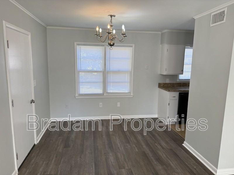 4753 S Lawton Ave - Photo 3 of 12