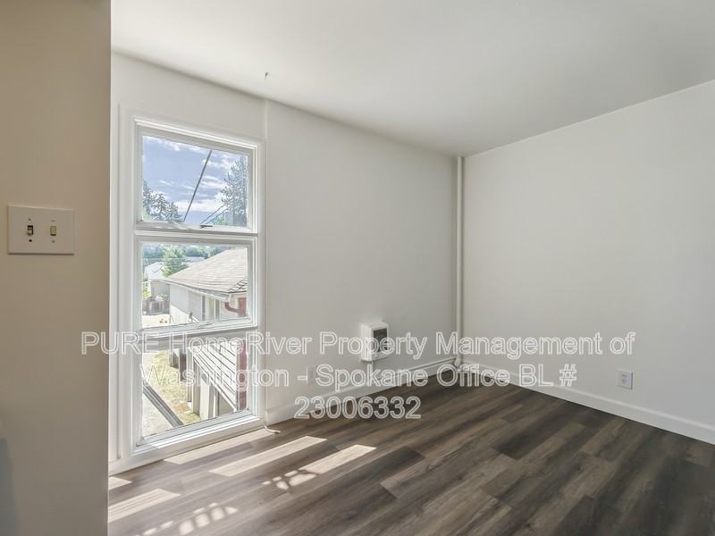 634 E 23rd Ave #D1 - Photo 6 of 19