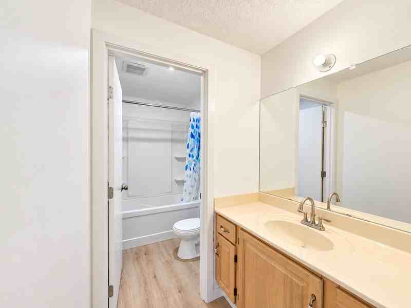 13436 115 St Nw #1-2-4-5 - Photo 5 of 15