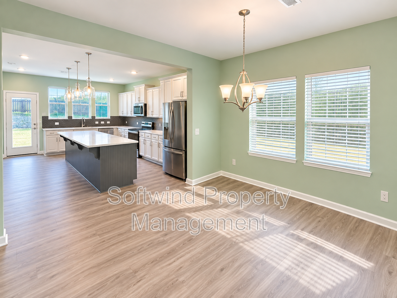 404 Babbling Brook Ln - Photo 2 of 16