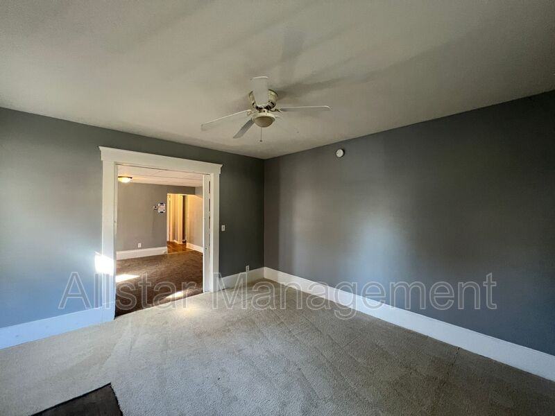 425 Fulton Rd Nw - Photo 5 of 11