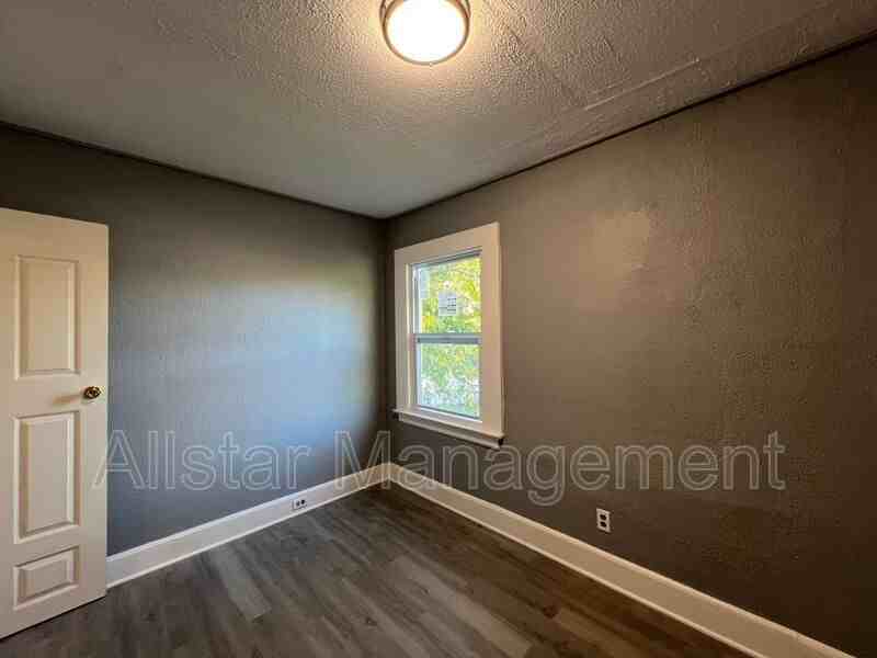 3062 E 130th St - Photo 2 of 18