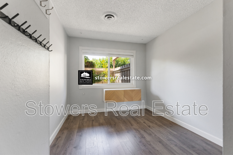 2650 Jones Rd #7 - Photo 4 of 24