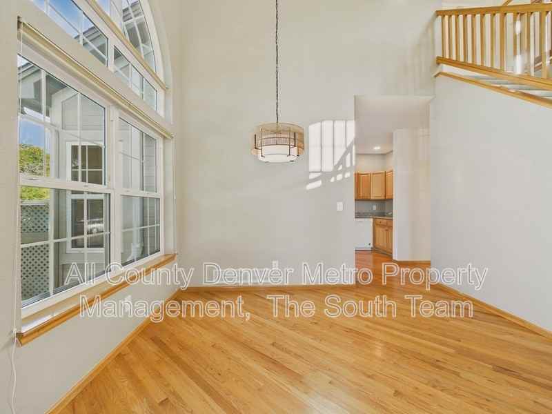 9995 E Hawaii Pl - Photo 7 of 44