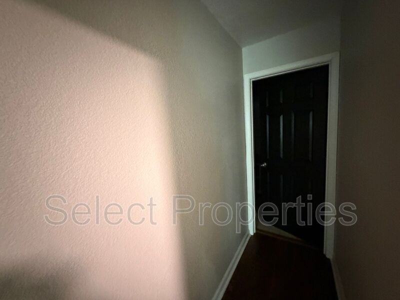 701 Airport Rd #11 - Photo 5 of 11