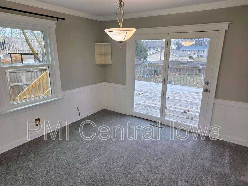 4405 68th St - Photo 7 of 36