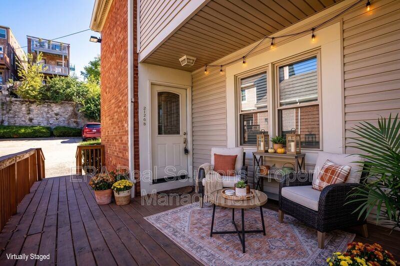 2126 Gilbert Ave #B - Photo 5 of 40