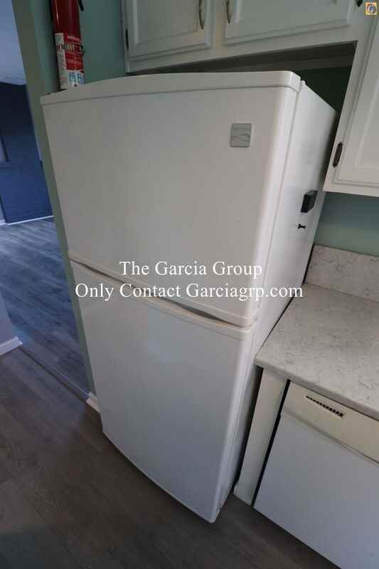 1443 Sw Montgomery St - Photo 5 of 35
