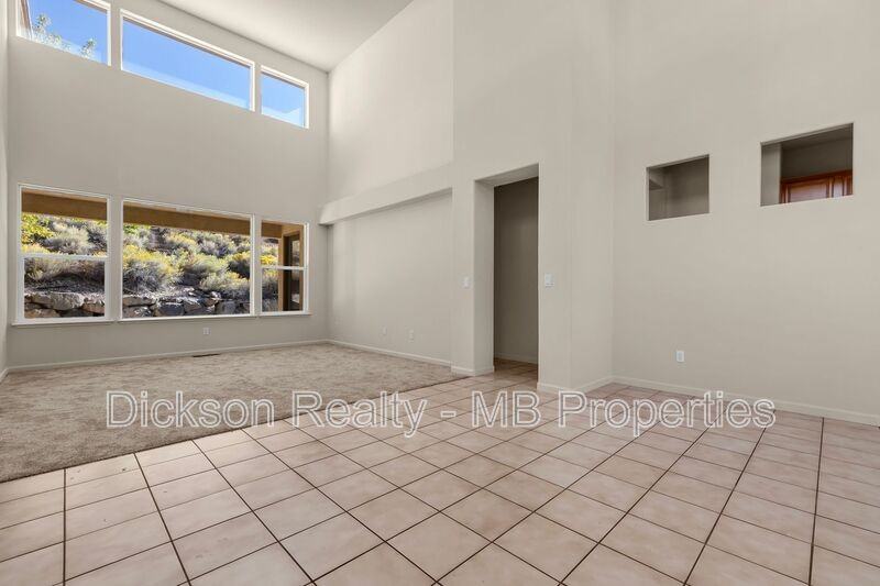 3197 Ten Mile Dr - Photo 4 of 50