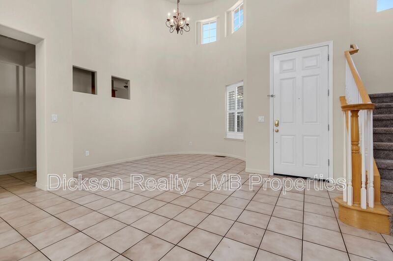 3197 Ten Mile Dr - Photo 7 of 50