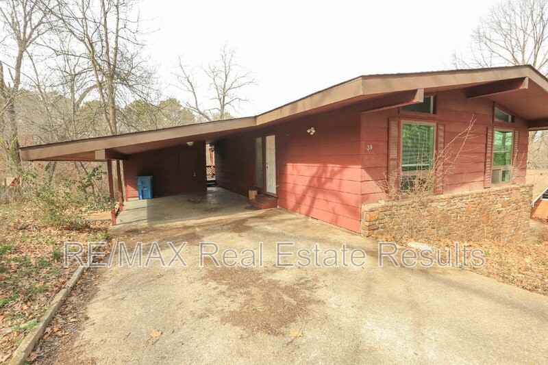 39 Sheneman Dr - Photo 4 of 25