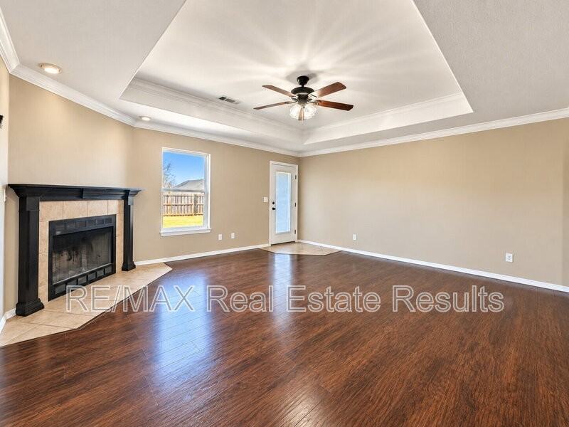 902 Sw Summitchase Rd - Photo 5 of 18