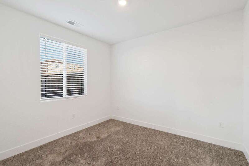 12700 Crossbill Way - Photo 5 of 7