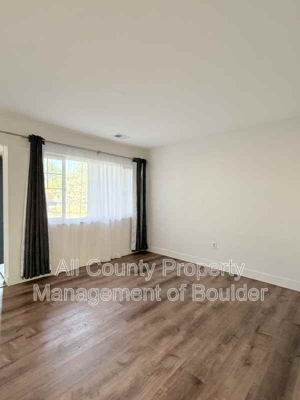 790 W Moorhead Cir #G - Photo 2 of 21