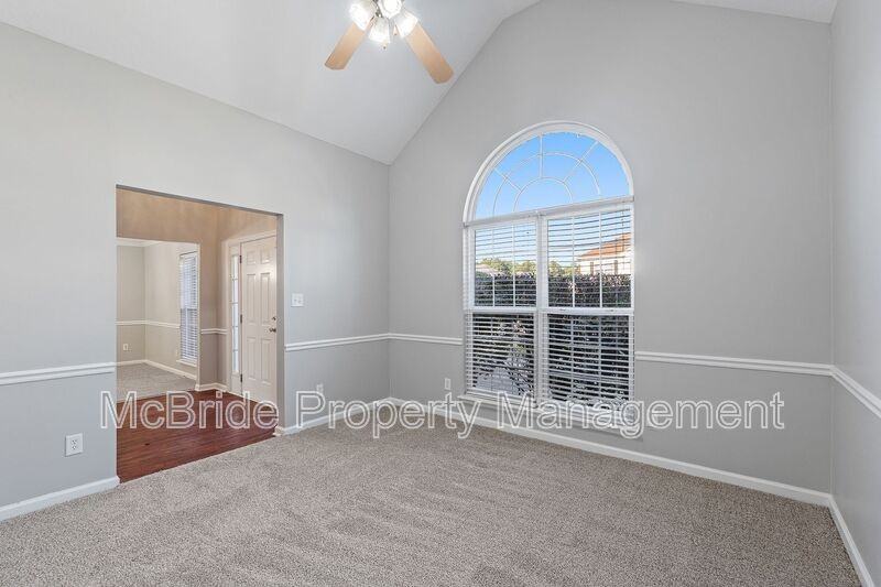 6202 Freedom Cir - Photo 6 of 38
