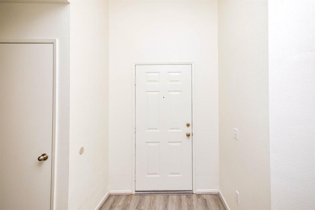 14040 Estate Way - Photo 5 of 15
