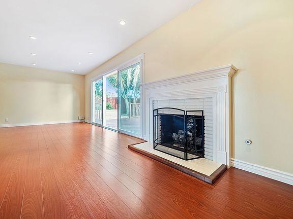 6302 Villa Rosa Dr - Photo 2 of 28